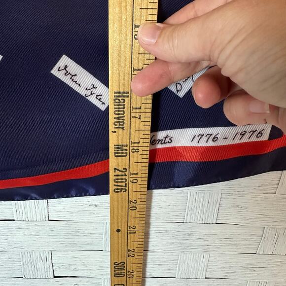 Scarf bicentennial, presidents name, scarf, blue red white patriotic novelty ￼ - Picture 3 of 7